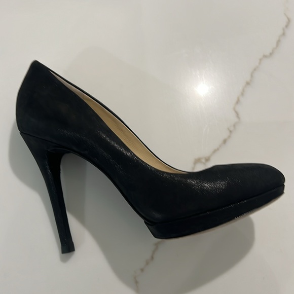 Brian Atwood Black Sueded Sculpted Platform Pump 37.5 - Picture 5 of 9